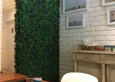 jardin vertical comedor bar